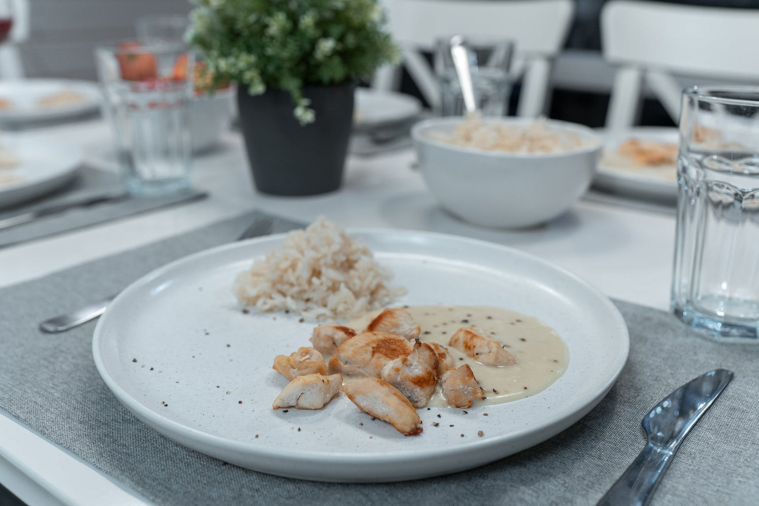 Modernes Geschirr set