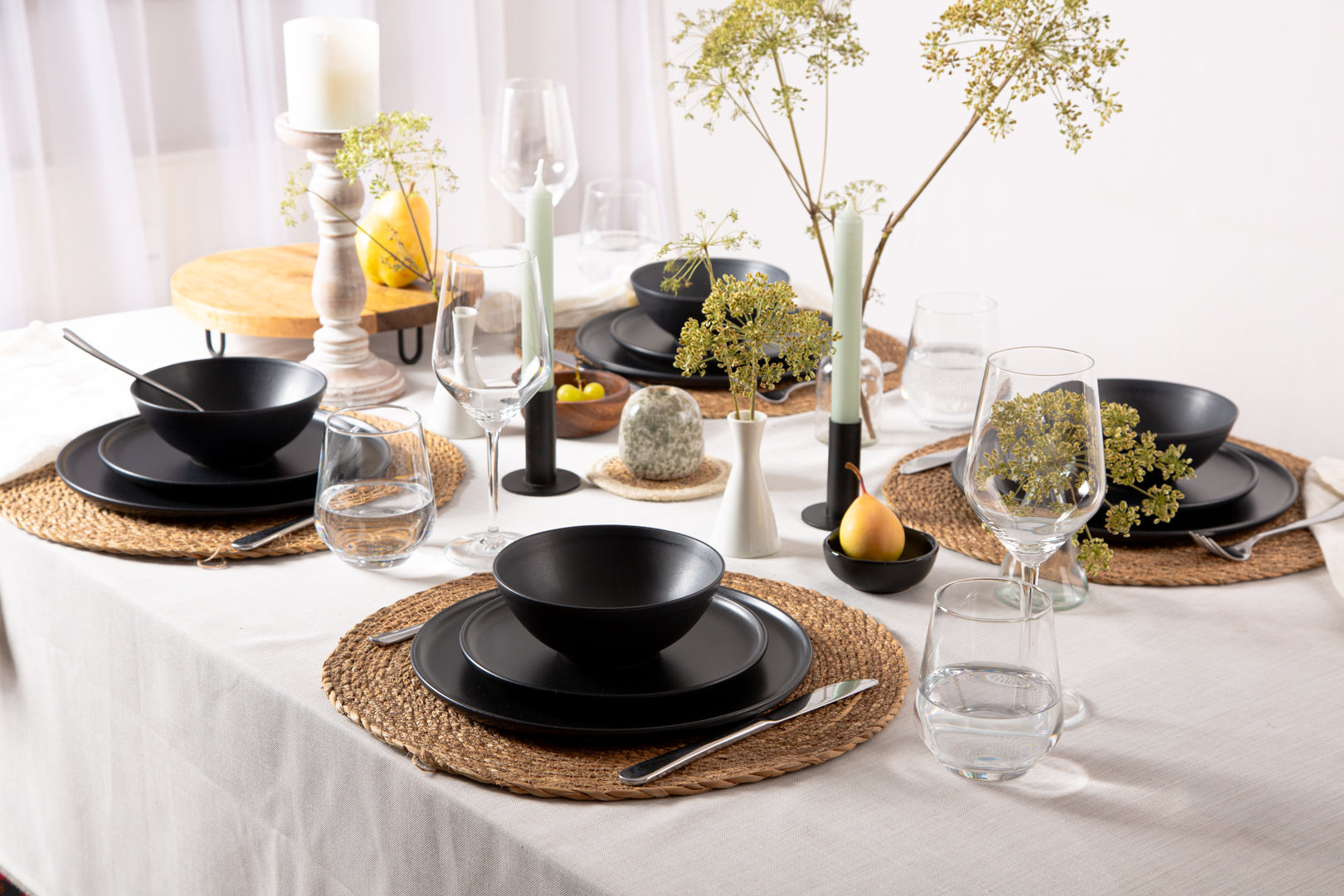 Nortea Skandinavisches Steingut Geschirr Set, schwarz matt, modern Steinzeug geschirr, schönes Geschirr